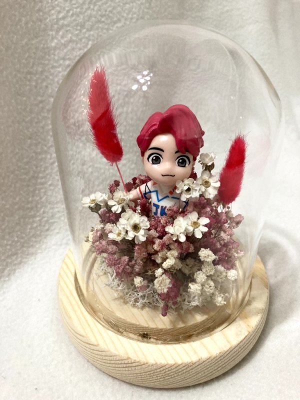 BTS Jungkook Figurine Flower Dome