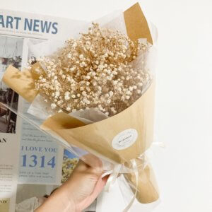 White dried baby breath bouquet