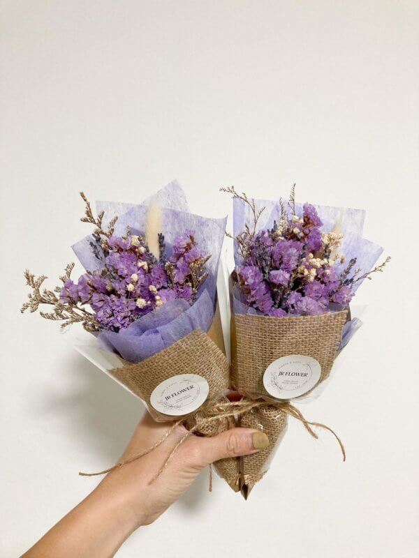 mini statice flower bouquet