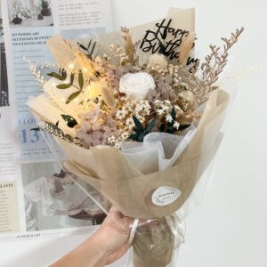 preserved & dried flower bouquet