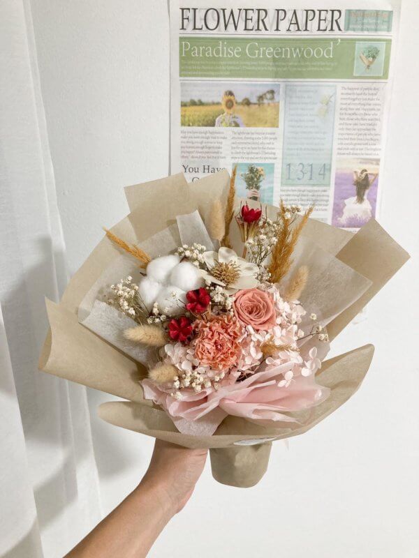 toffee colour pretty flower bouquet