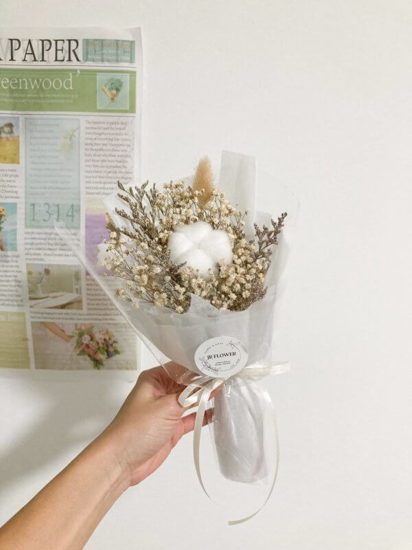 cream white small dried flower bouquet